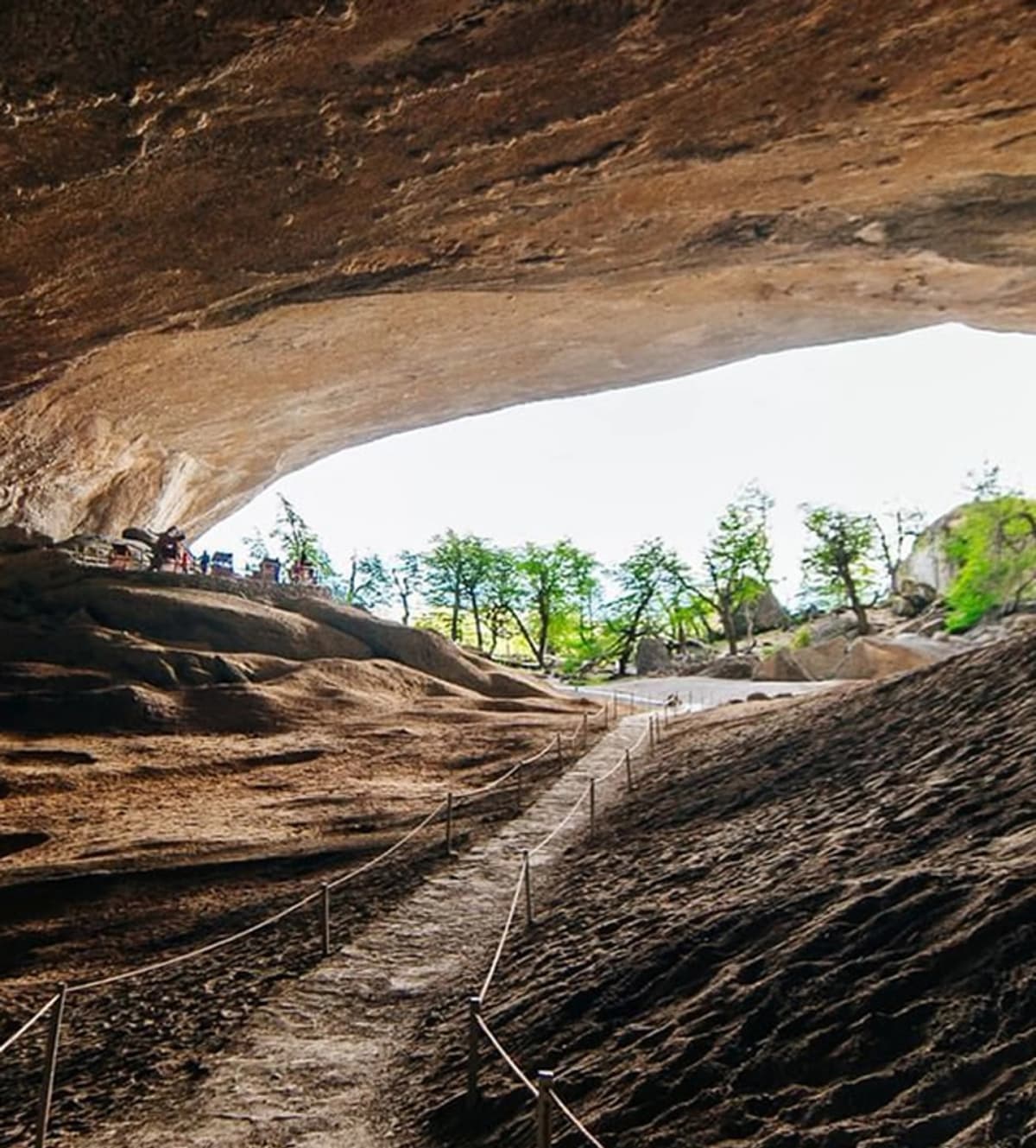 Entrada Monumento Natural Cueva del Milodón